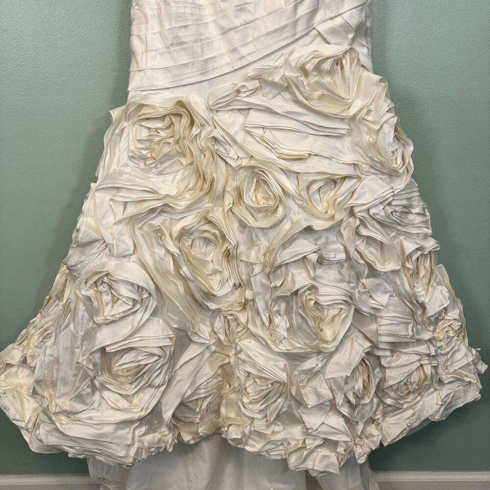 Angelina Faccenda Bridal Wedding Gown Size 6 Mermaid Rosette Sweetheart Ivory - Picture 8 of 16
